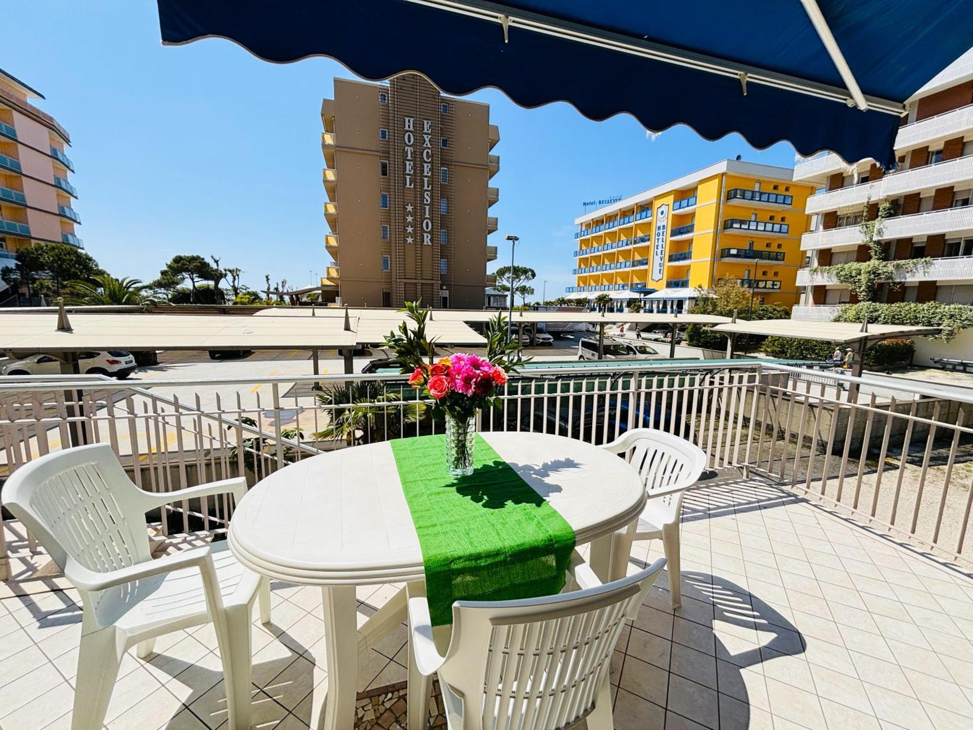 Ca' Laurana Apartamento Bibione Exterior foto