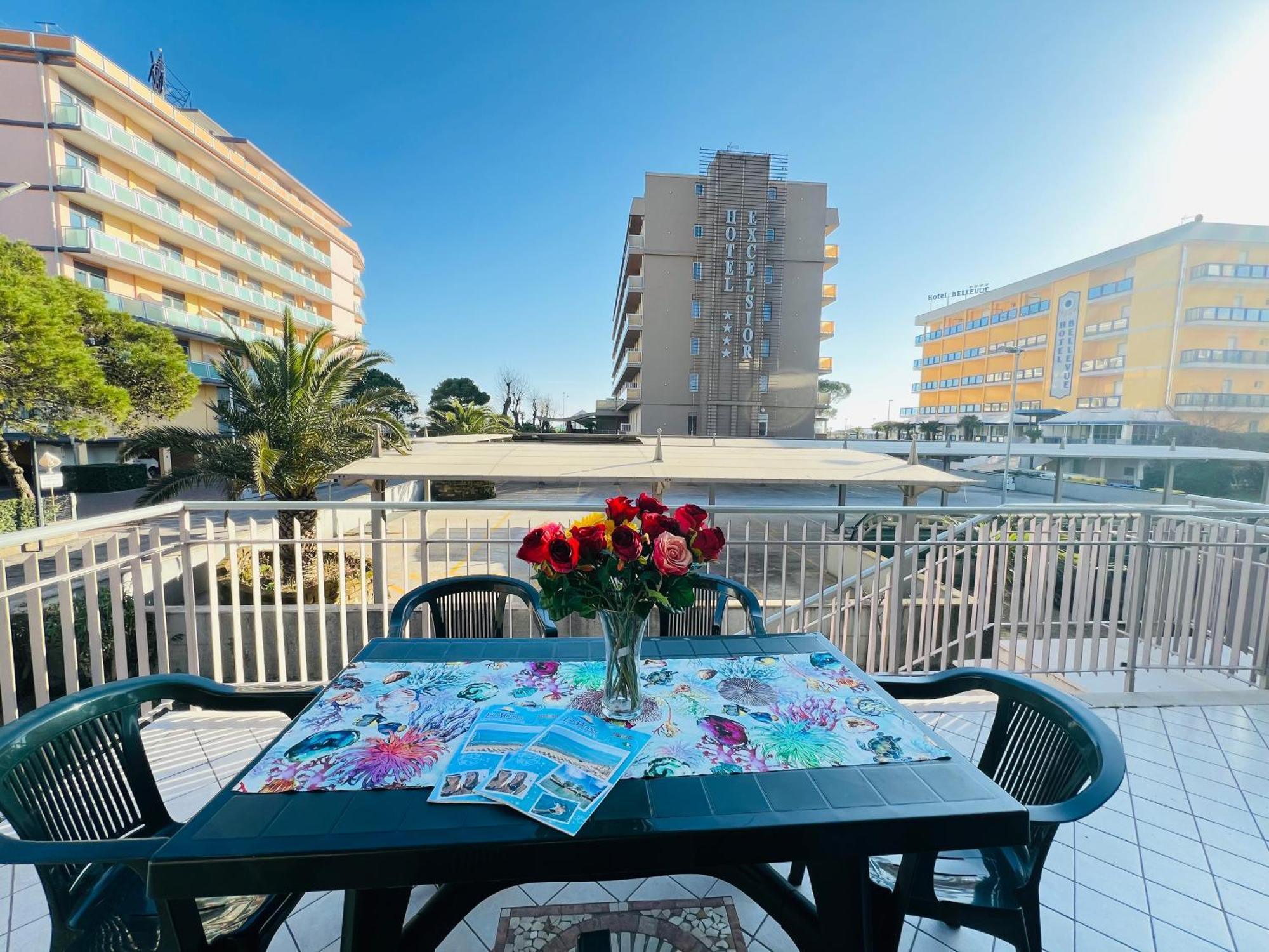 Ca' Laurana Apartamento Bibione Exterior foto